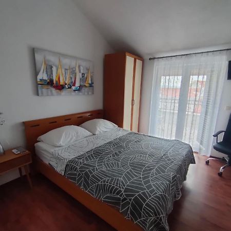 Baska Voda - Apartmani Vesna 객실 사진